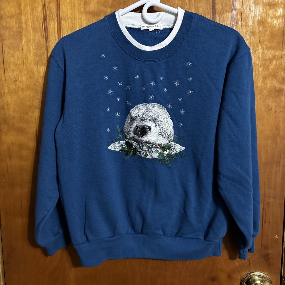 Vintage Women's Hedgehog Sweatshirt size small Winter Holiday Holly Rhinestone